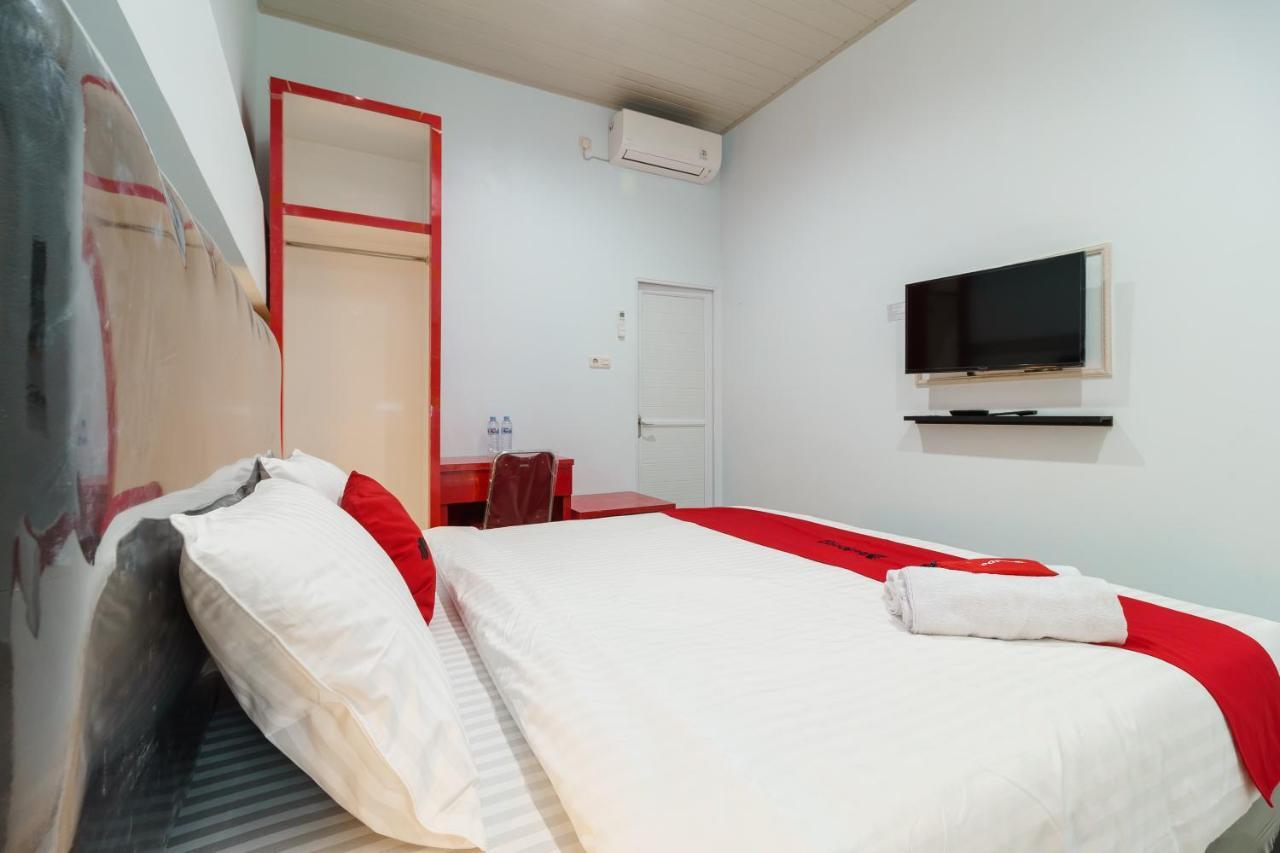 Reddoorz Near Icon Mall 2 Hotel