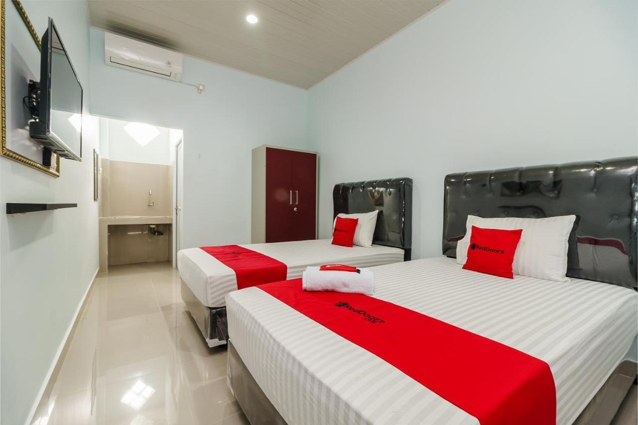 Reddoorz Near Icon Mall 2